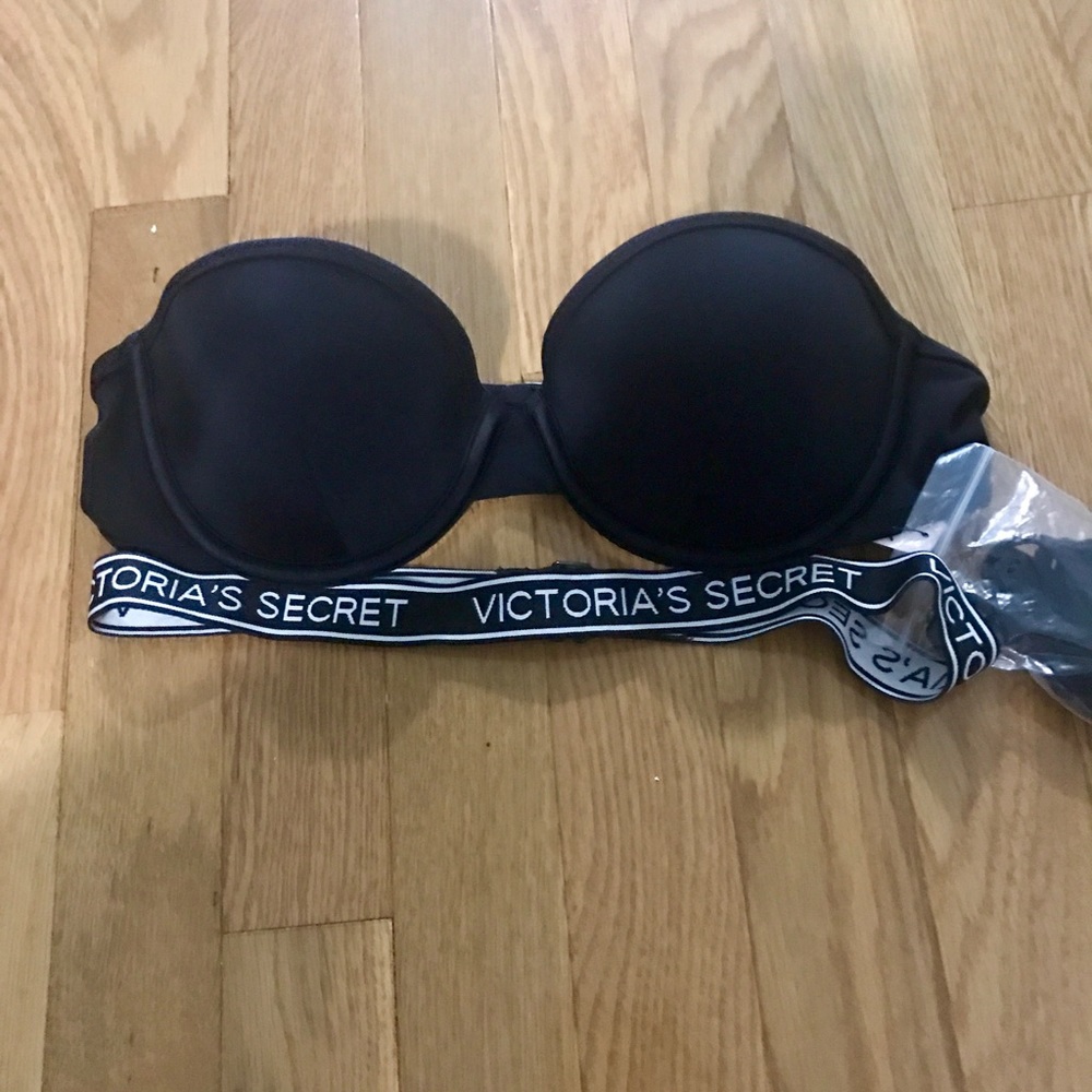 Victoria secret bathing suit top new with tags